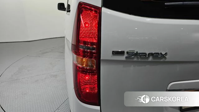 Hyundai The New Grand Starex id 4294353 из Кореи 15