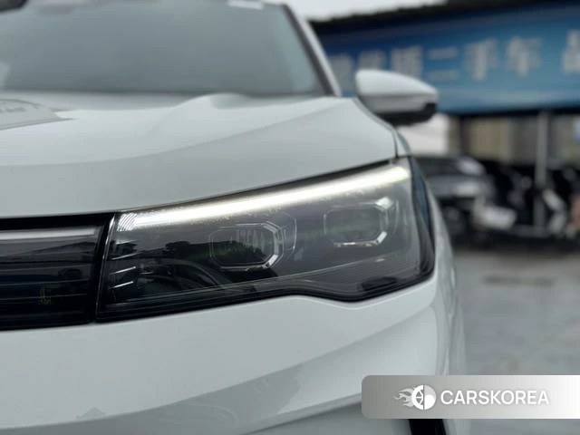 Volkswagen Tiguan L id 4215571 из Китая 15