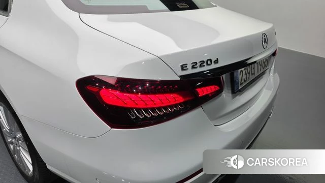 Mercedes-Benz E-Class W213 id 4224286 из Кореи 15