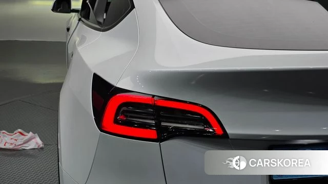 Tesla Model Y id 4579054 из Кореи 15