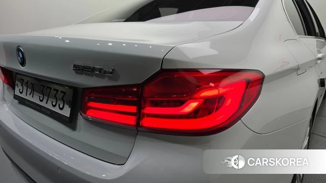 BMW 5 Series (G30) id 4882664 из Кореи 15