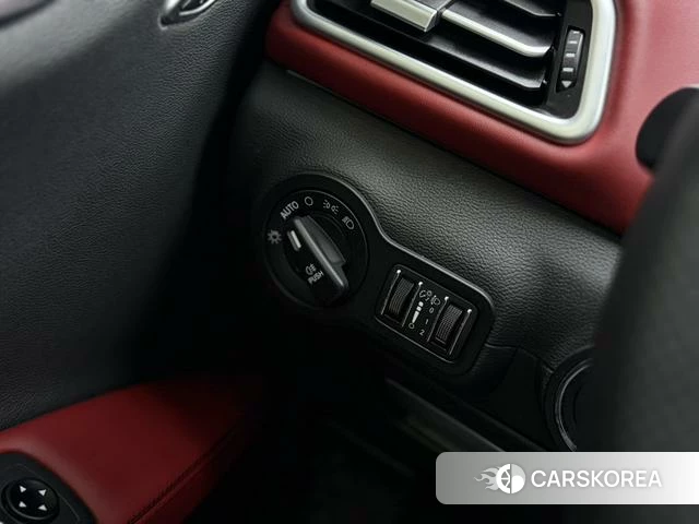 Maserati Ghibli id 4213912 из Китая 15