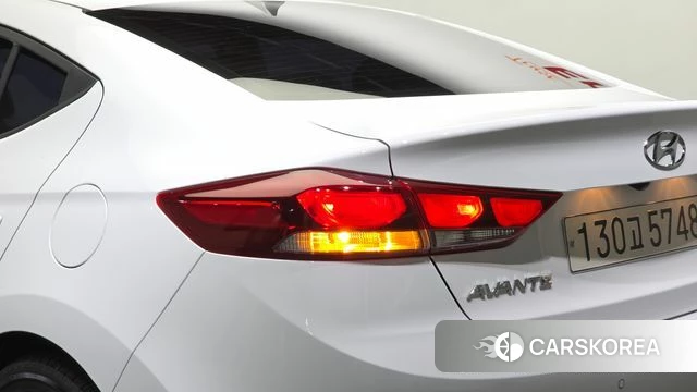 Hyundai Avante AD id 4459511 из Кореи 15