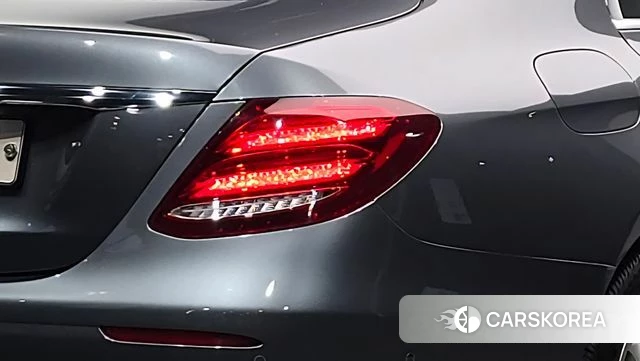 Mercedes-Benz E-Class W213 id 4520922 из Кореи 15