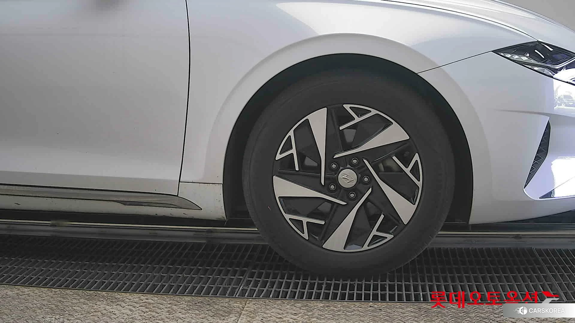 Hyundai Grandeur Hybrid id 3882009 из Кореи 15