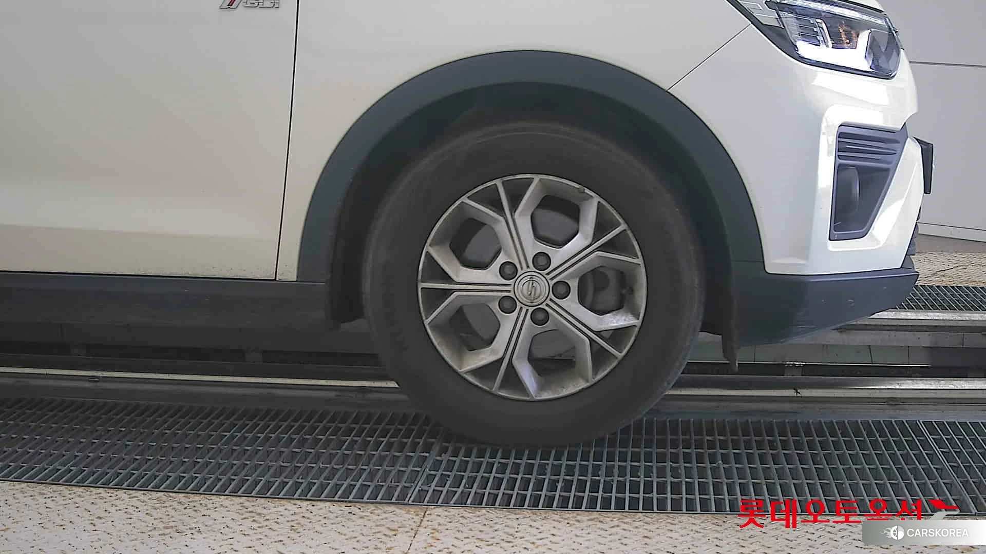 SsangYong Tivoli id 4909356 из Кореи 15