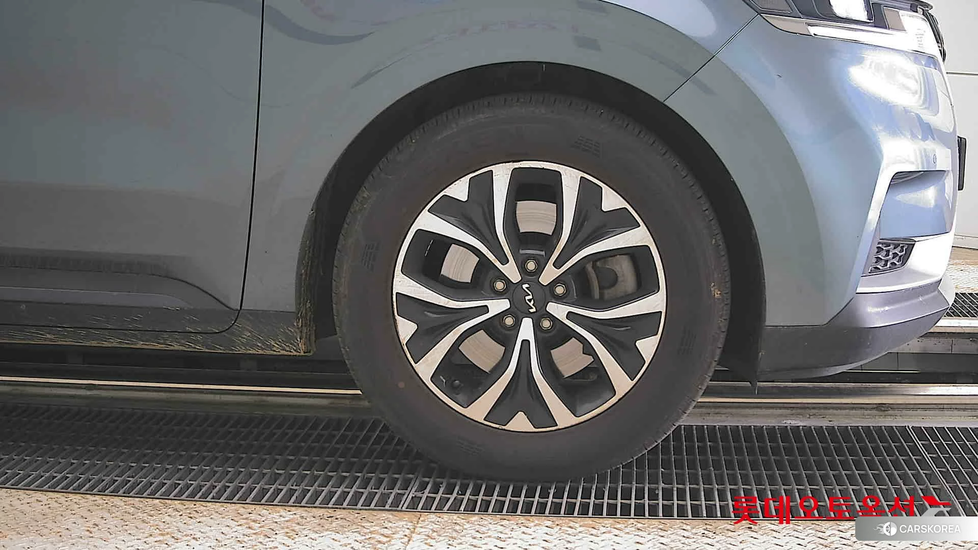 Kia Carnival id 4347343 из Кореи 15