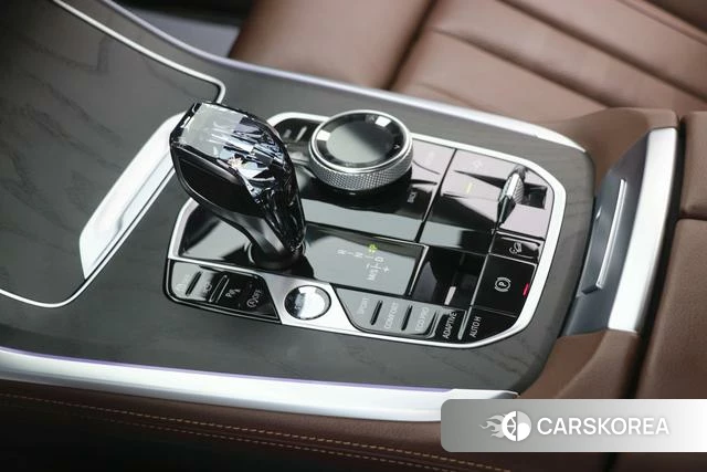 BMW X7 id 4260977 из Китая 15