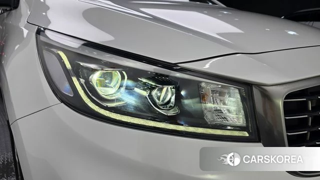 Kia The New Carnival id 4424449 из Кореи 15