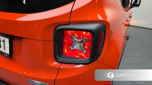 Jeep Renegade id 4377337 из Кореи 15