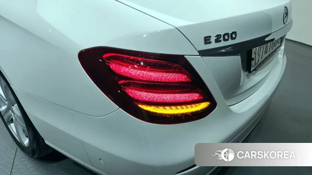 Mercedes-Benz E-Class W213 id 4188698 из Кореи 15