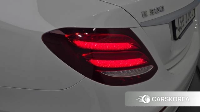 Mercedes-Benz E-Class W213 id 4882315 из Кореи 15