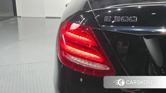 Mercedes-Benz E-Class W213 id 4836988 из Кореи 15