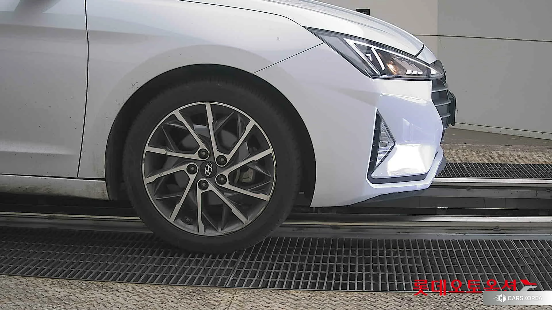 Hyundai Avante id 3882049 из Кореи 15