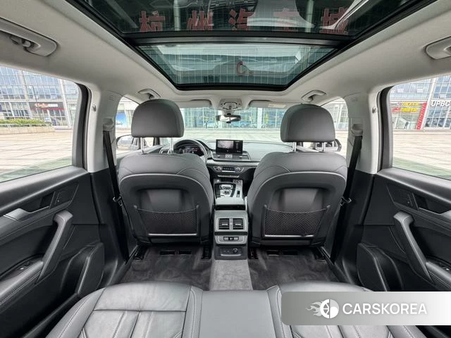 Audi Q5L id 4272704 из Китая 15