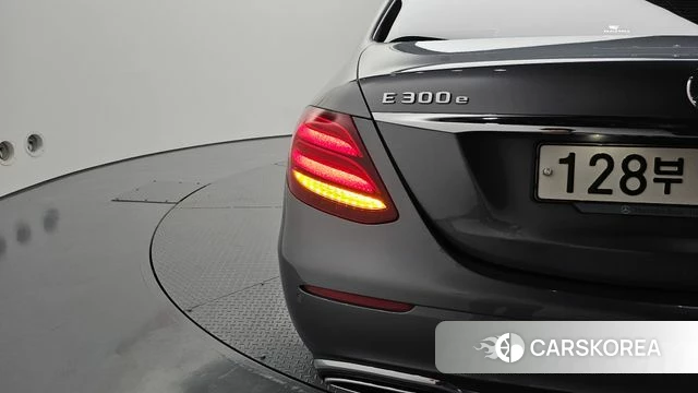 Mercedes-Benz E-Class W213 id 4384090 из Кореи 15