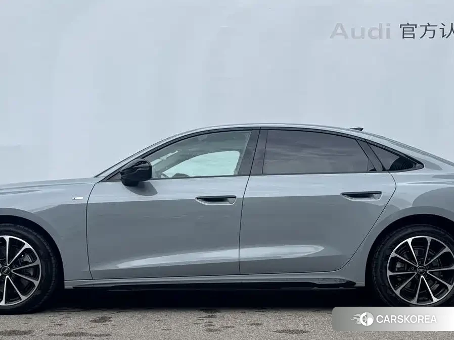 Audi A5L id 4589503 из Китая 15