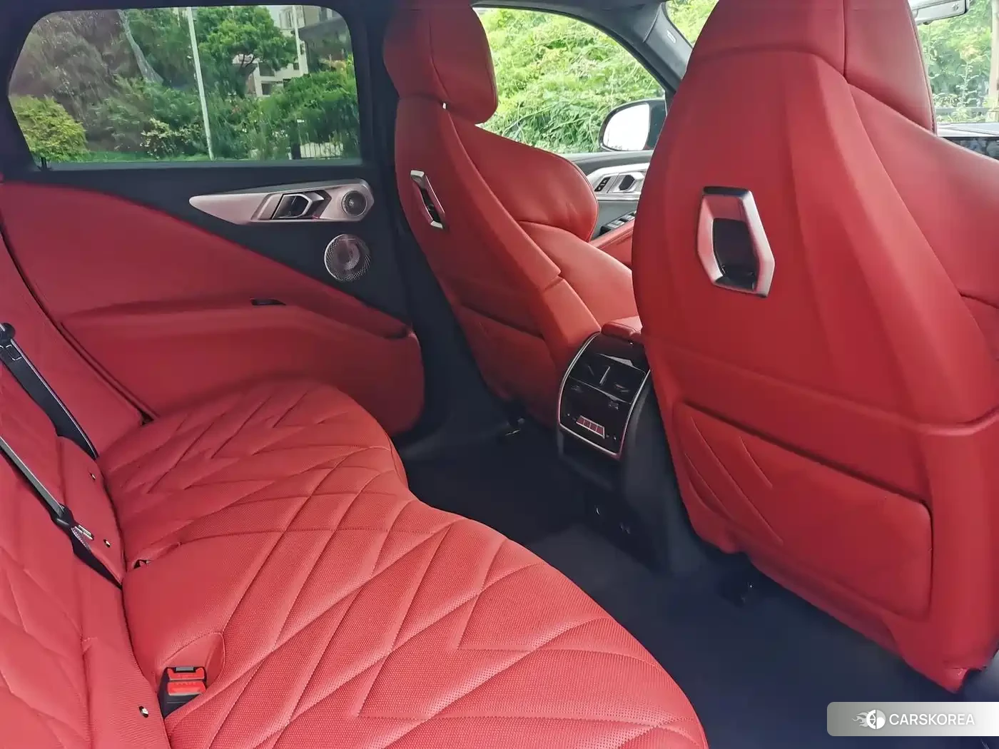 BMW XM id 4622570 из Китая 15