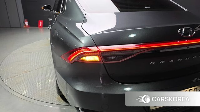 Hyundai The New Grandeur IG id 4501882 из Кореи 15
