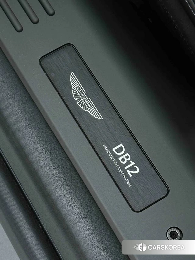 Aston Martin DB12 id 4190404 из Китая 15