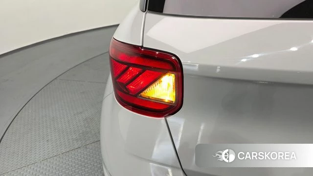 Hyundai Venue id 4413982 из Кореи 15