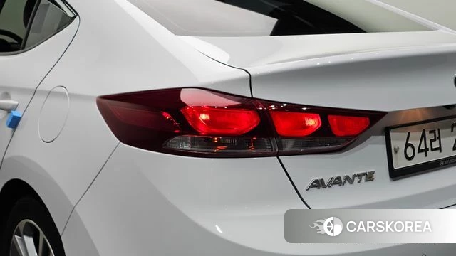 Hyundai Avante AD id 4643002 из Кореи 15