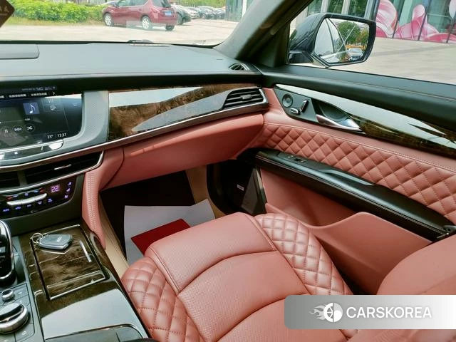 Cadillac CT6 id 3857931 из Китая 15