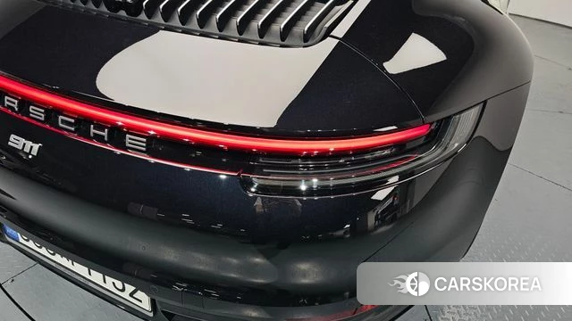 Porsche 911(992) id 4250446 из Кореи 15