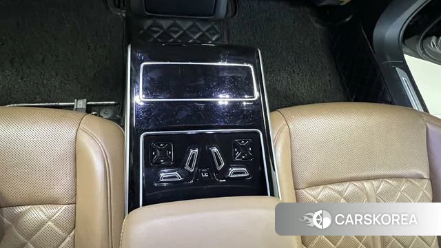 Audi A8 id 4259413 из Китая 15