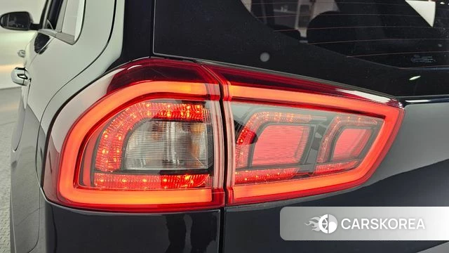 Kia Niro id 4246196 из Кореи 15