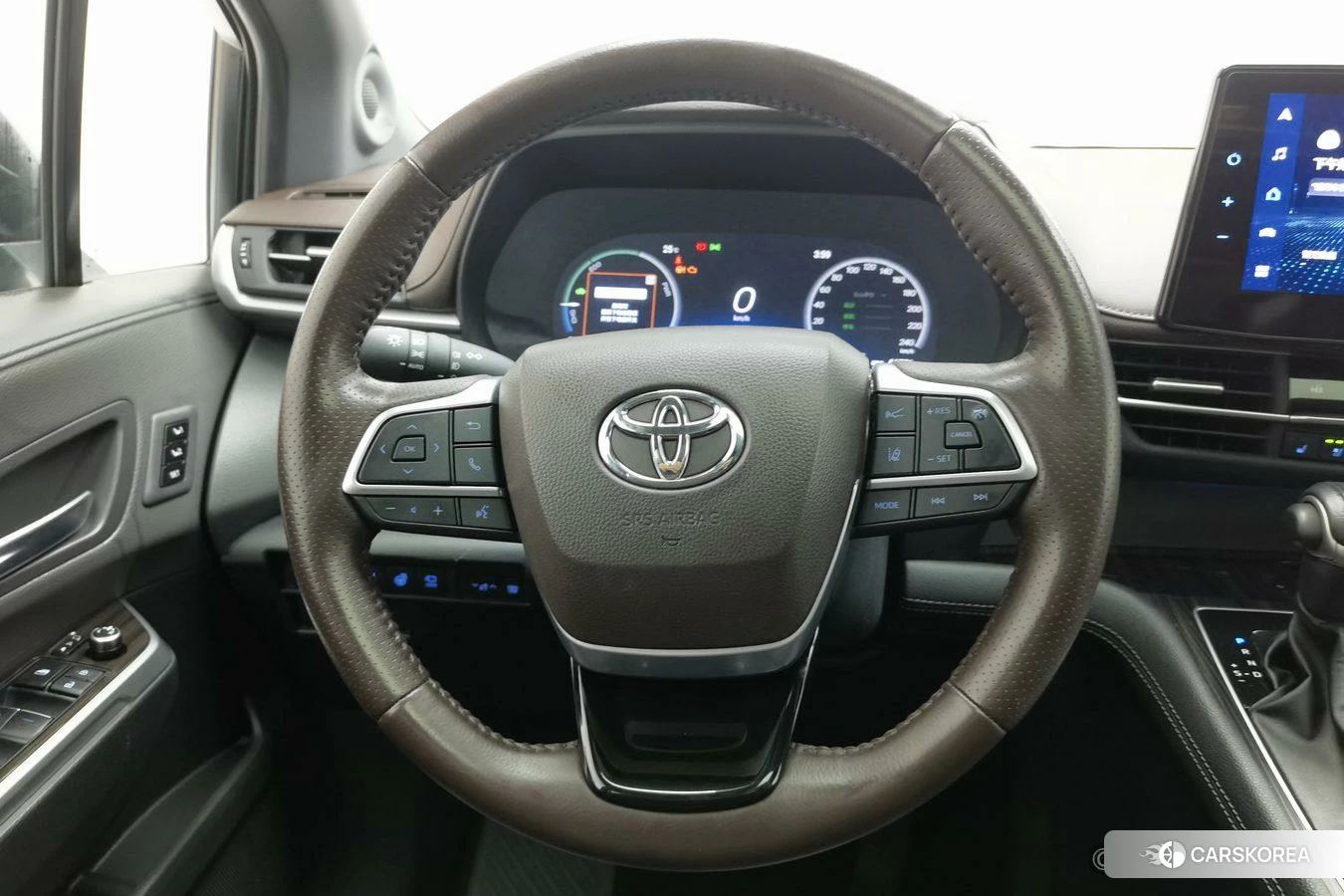 Toyota Sienna id 4437743 из Китая 15
