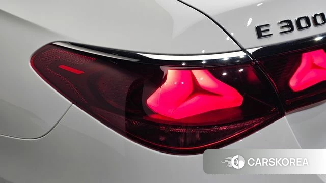 Mercedes-Benz E-Class W214 id 4462545 из Кореи 15