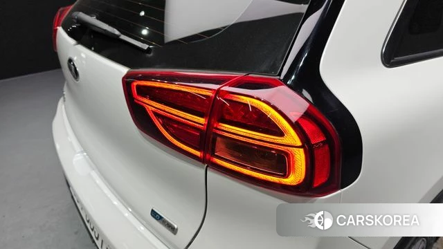 Kia The New Niro id 4224932 из Кореи 15