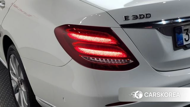 Mercedes-Benz E-Class W213 id 4551318 из Кореи 15