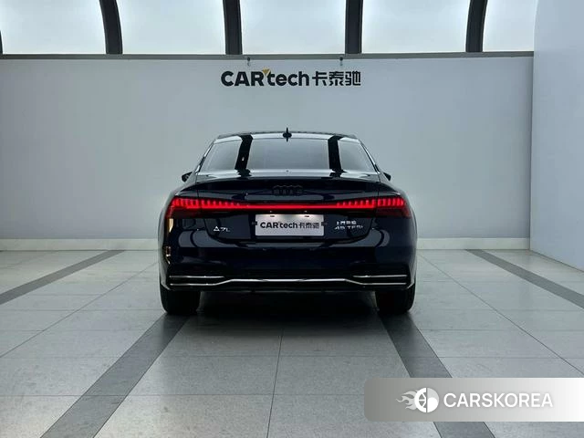 Audi A7L id 4207860 из Китая 15