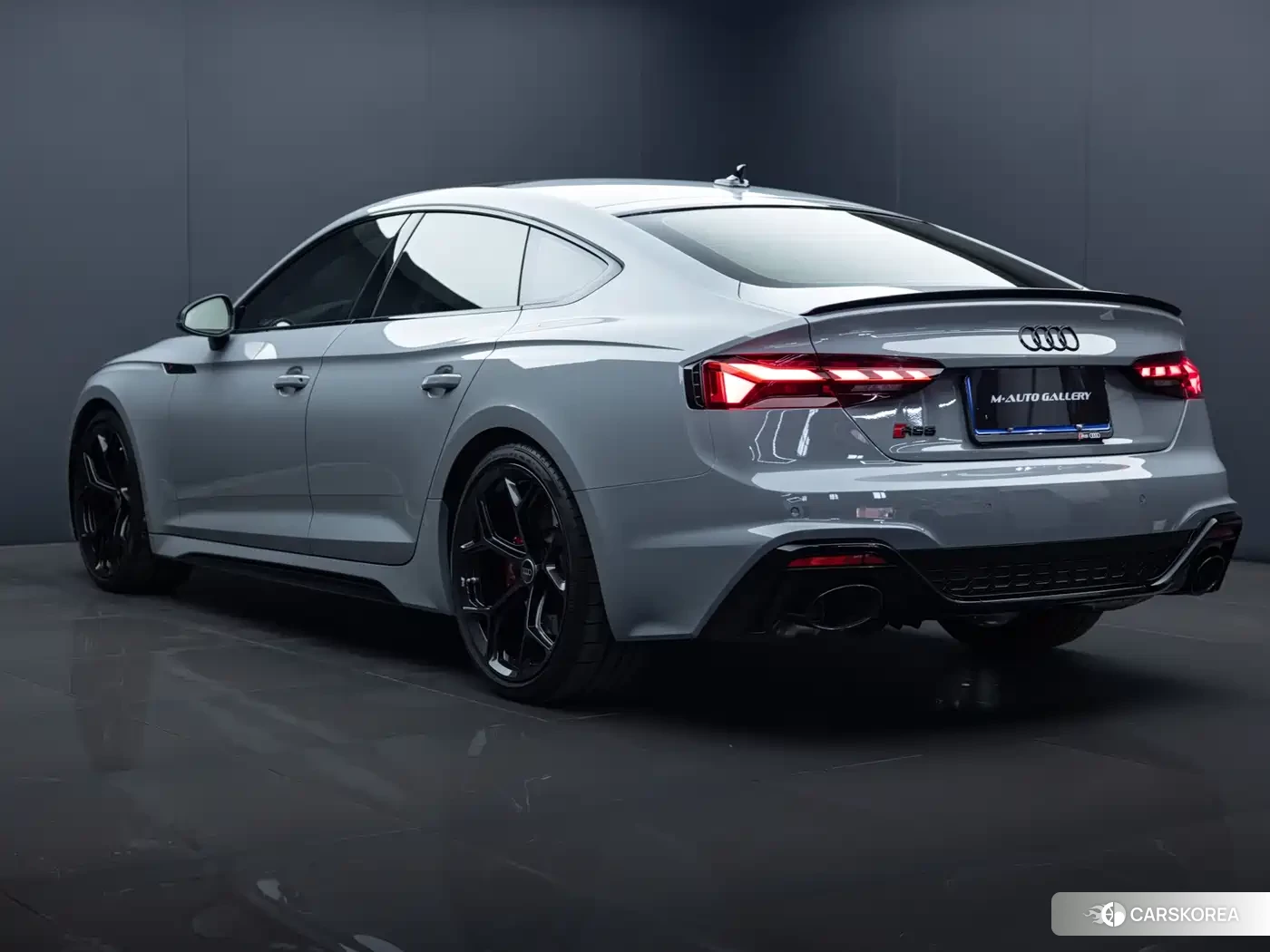 Audi RS 5 id 4559819 из Китая 15