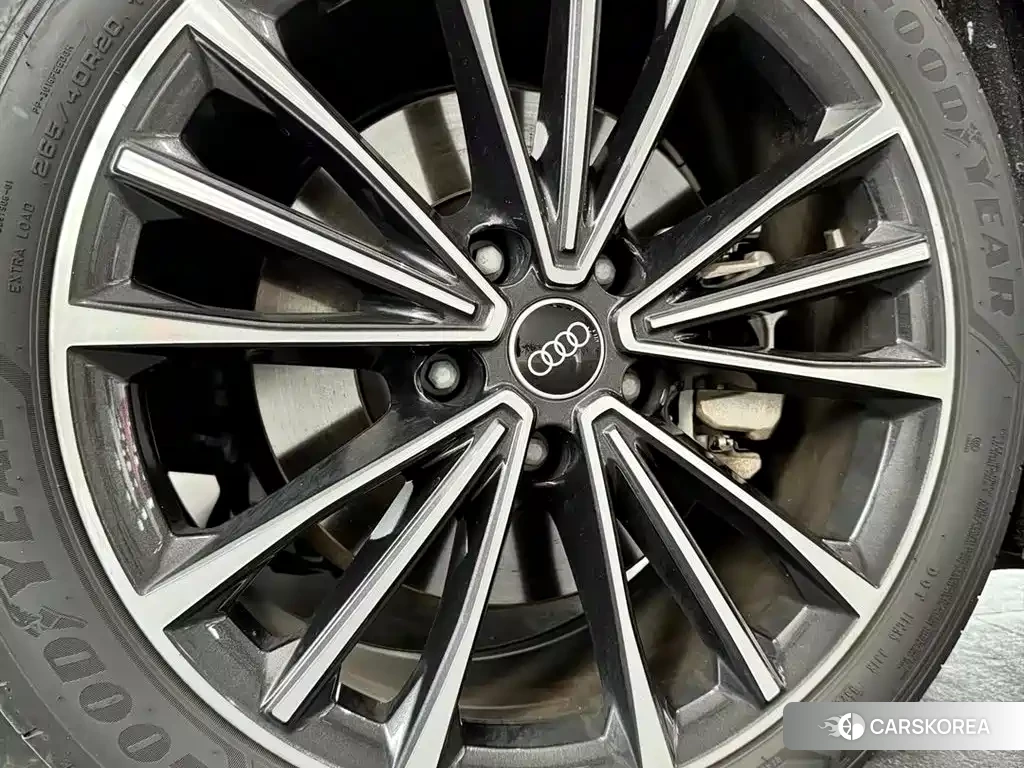 Audi A6L e-tron id 4538840 из Китая 15