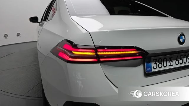 BMW 5 Series (G60) id 4743715 из Кореи 15