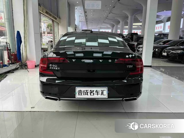 Volvo S90 id 4213383 из Китая 15