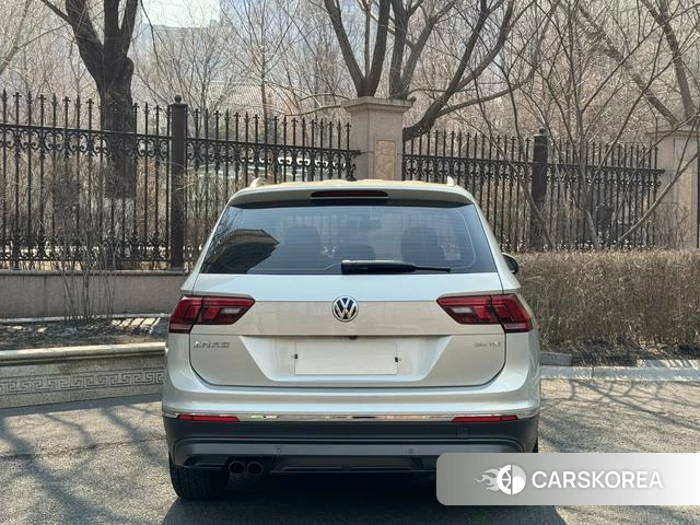 Volkswagen Tiguan L id 4208867 из Китая 15