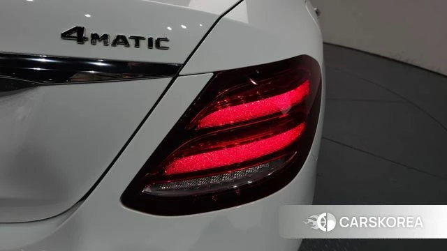 Mercedes-Benz E-Class W213 id 4605332 из Кореи 15