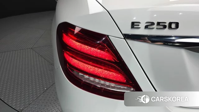 Mercedes-Benz E-Class W213 id 4551151 из Кореи 15