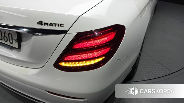 Mercedes-Benz E-Class W213 id 4310607 из Кореи 15