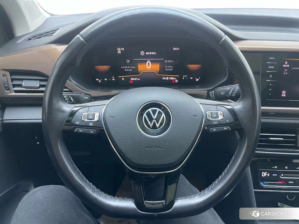 Volkswagen Tuyue id 4413211 из Китая 15