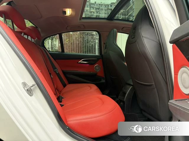 BMW 1 series id 4254183 из Китая 15