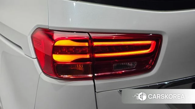 Kia The New Carnival id 4894778 из Кореи 15
