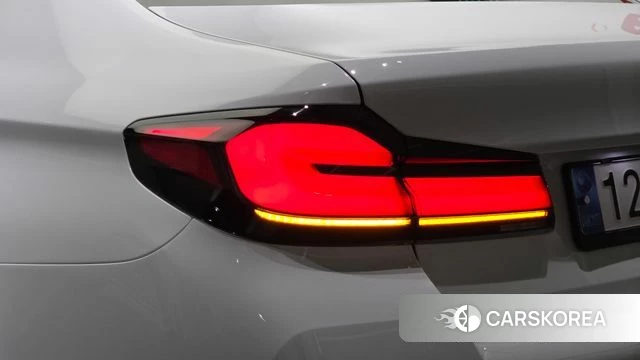 BMW 5 Series (G30) id 4463378 из Кореи 15