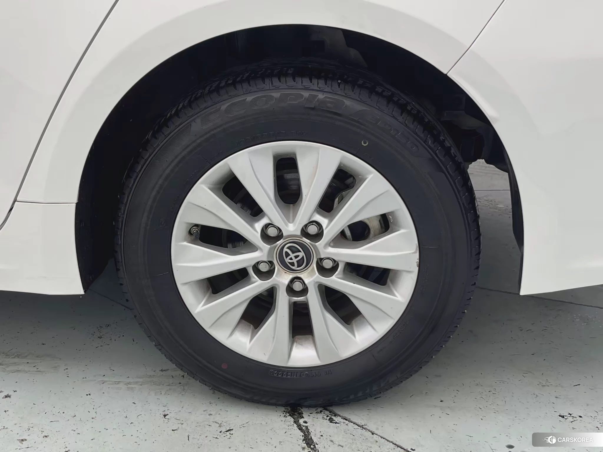 Toyota Corolla id 4407231 из Китая 15