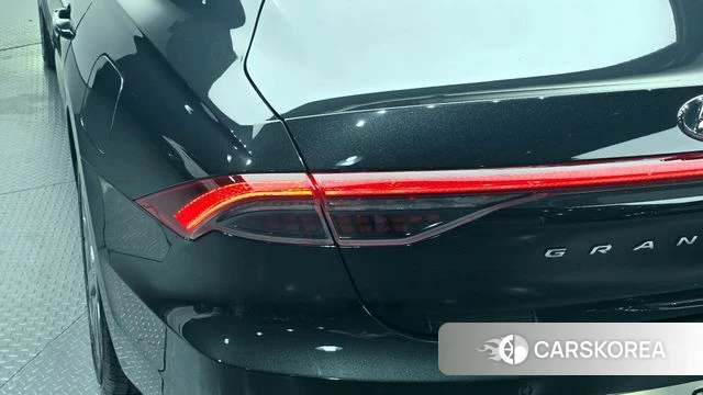 Hyundai The New Grandeur IG Hybrid id 4225143 из Кореи 15