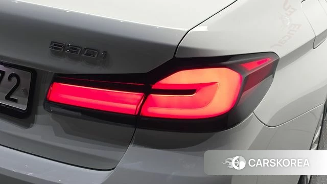 BMW 5 Series (G30) id 4872622 из Кореи 15